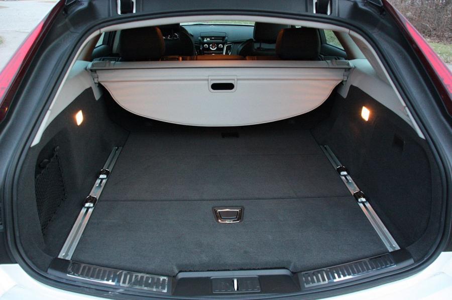  Cadillac CTS-V Sport Wagon 2011 года  (фото 15 из 73)
